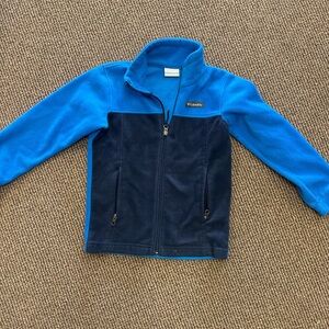 Columbia Two-Tone Blue and Black Fleece Jacket